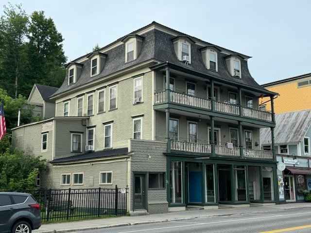 35 S Main St  