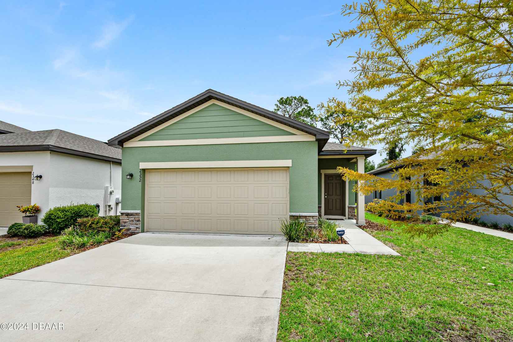 2352 Litchfield Loop  