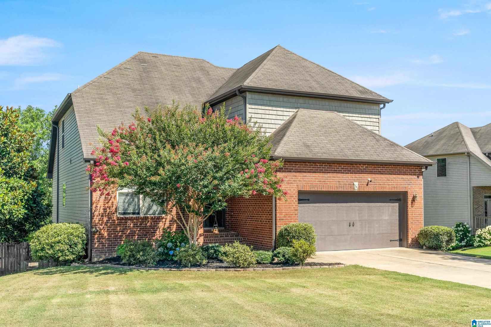 915 Brookhaven Dr  