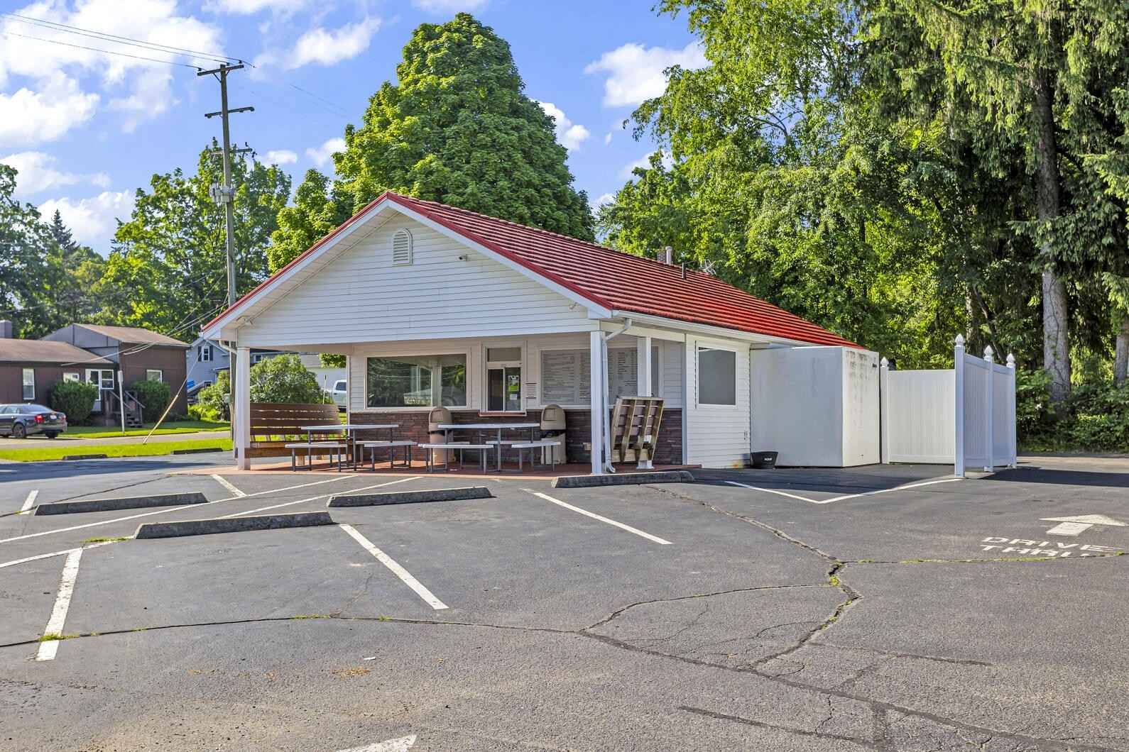 10813 W Michigan Ave  