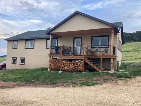 1115 Eagles Gate Rd  