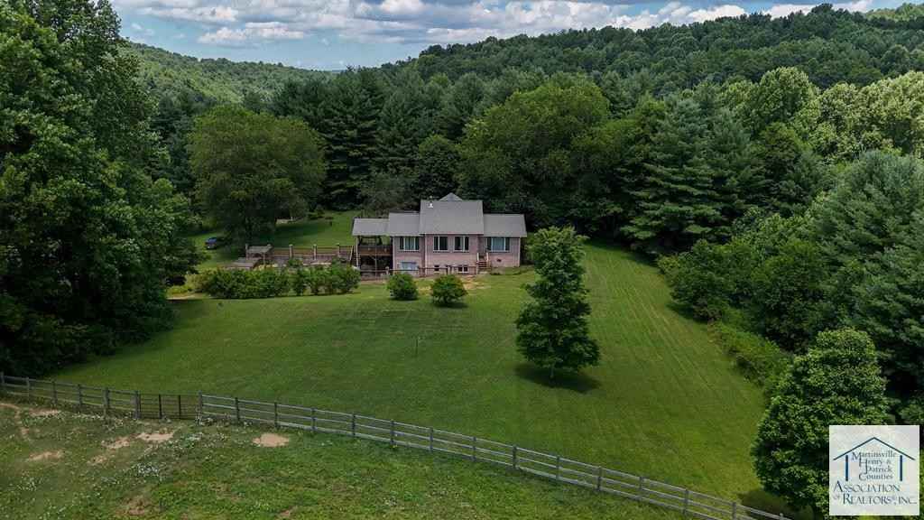 931 Maple Shade Rd  