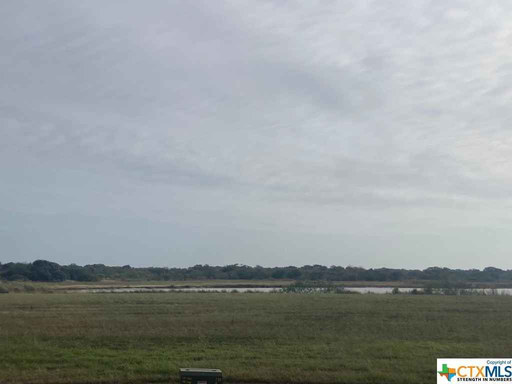 Lot 4 Blk 2 Bay Clb Dr  