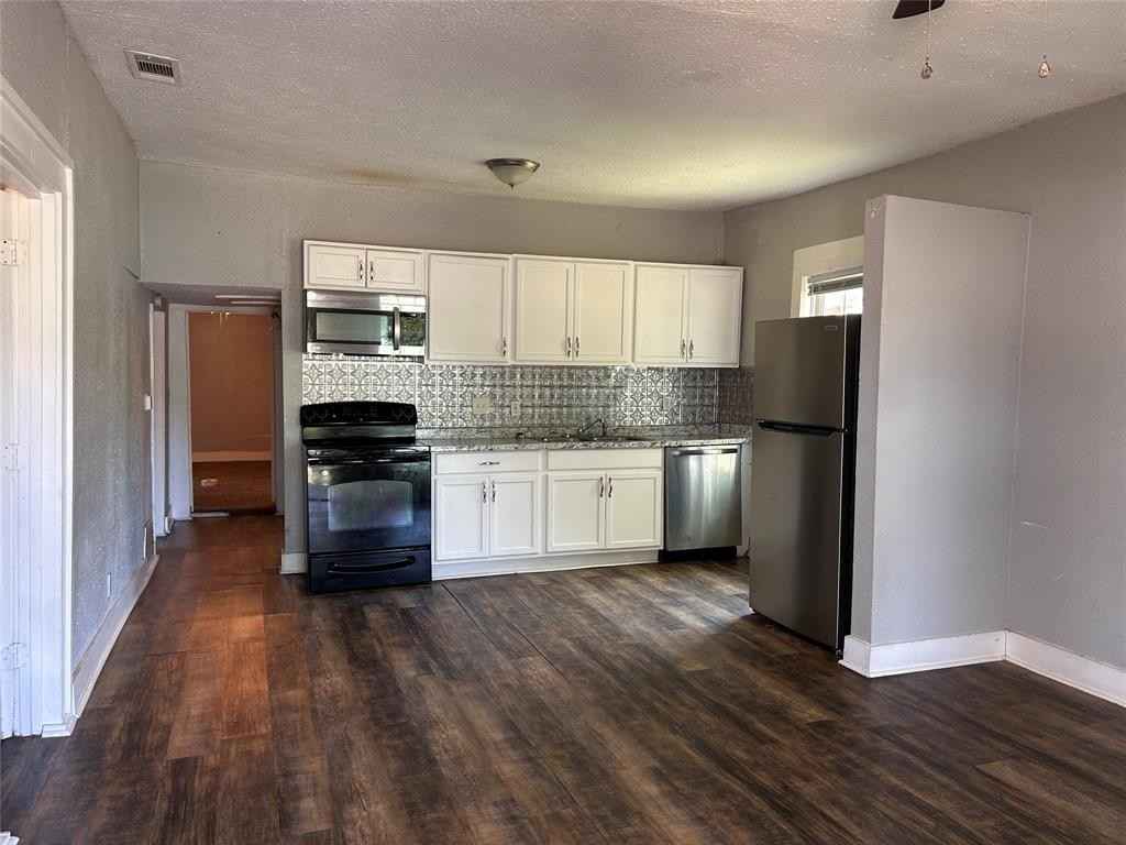 615 S Throckmorton St  