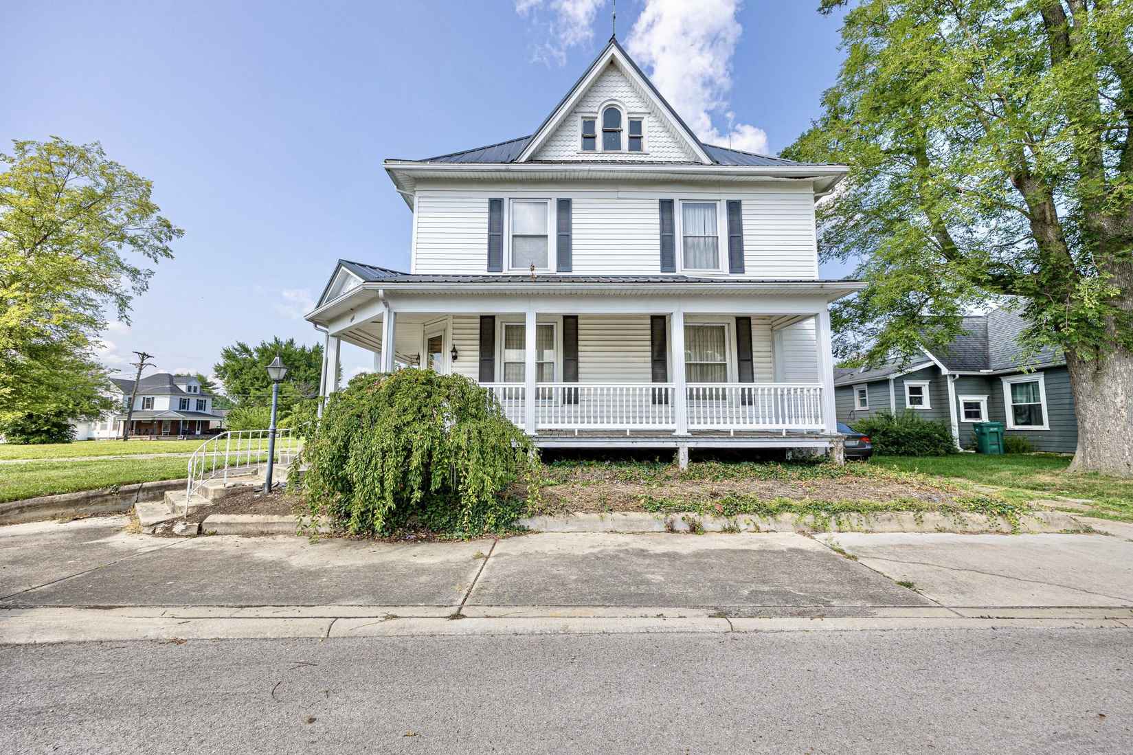 103 N Boggs St  