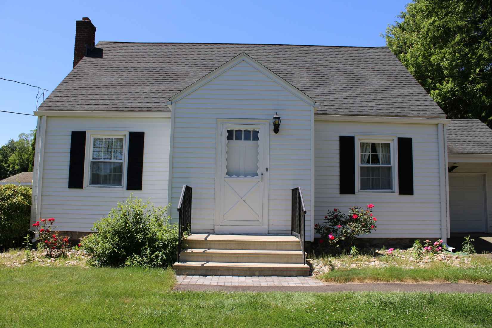 111 Harwinton Ave  