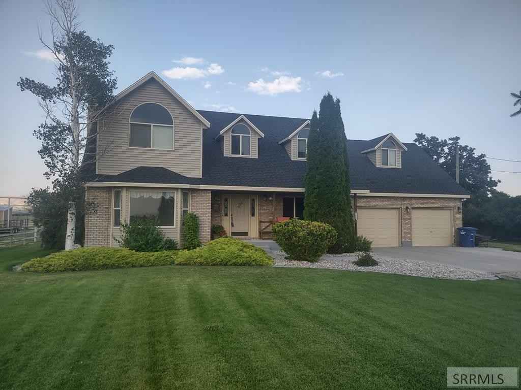 12568 N Hawthorne Rd  