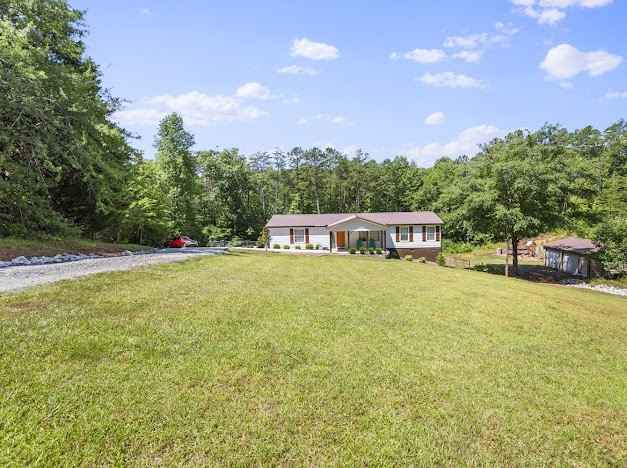 215 FRIENDLY DR  