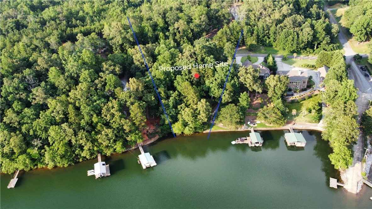 107 E Waters Edge Ln  