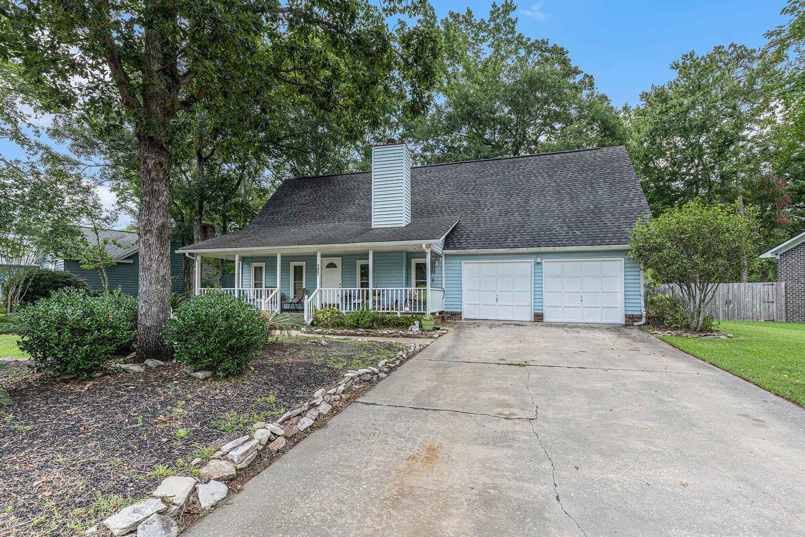 137 Fox Chase Dr  