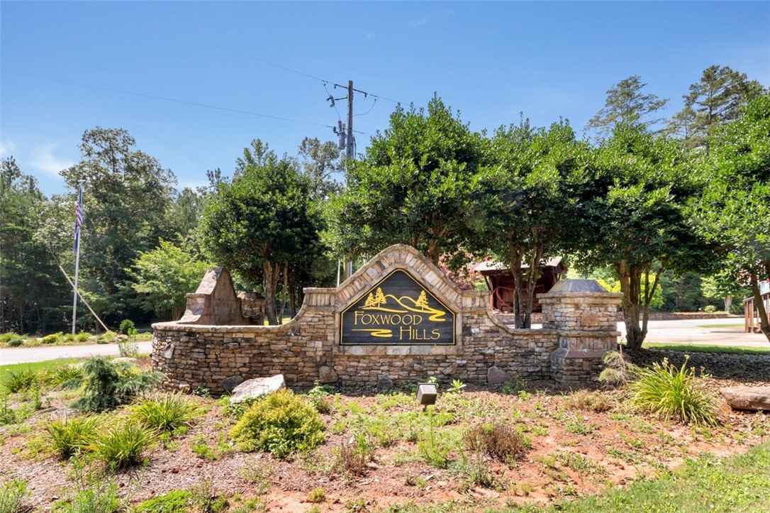 1440 Blackjack Rd  