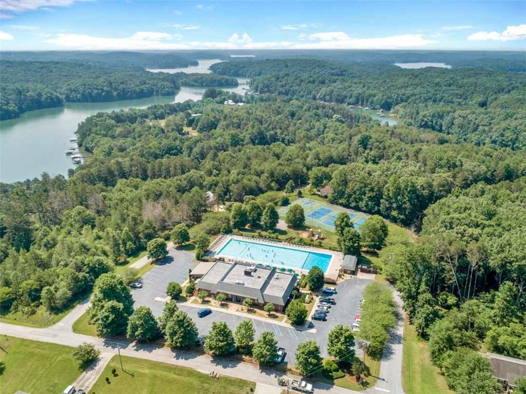 109 Quail Holw Ln  