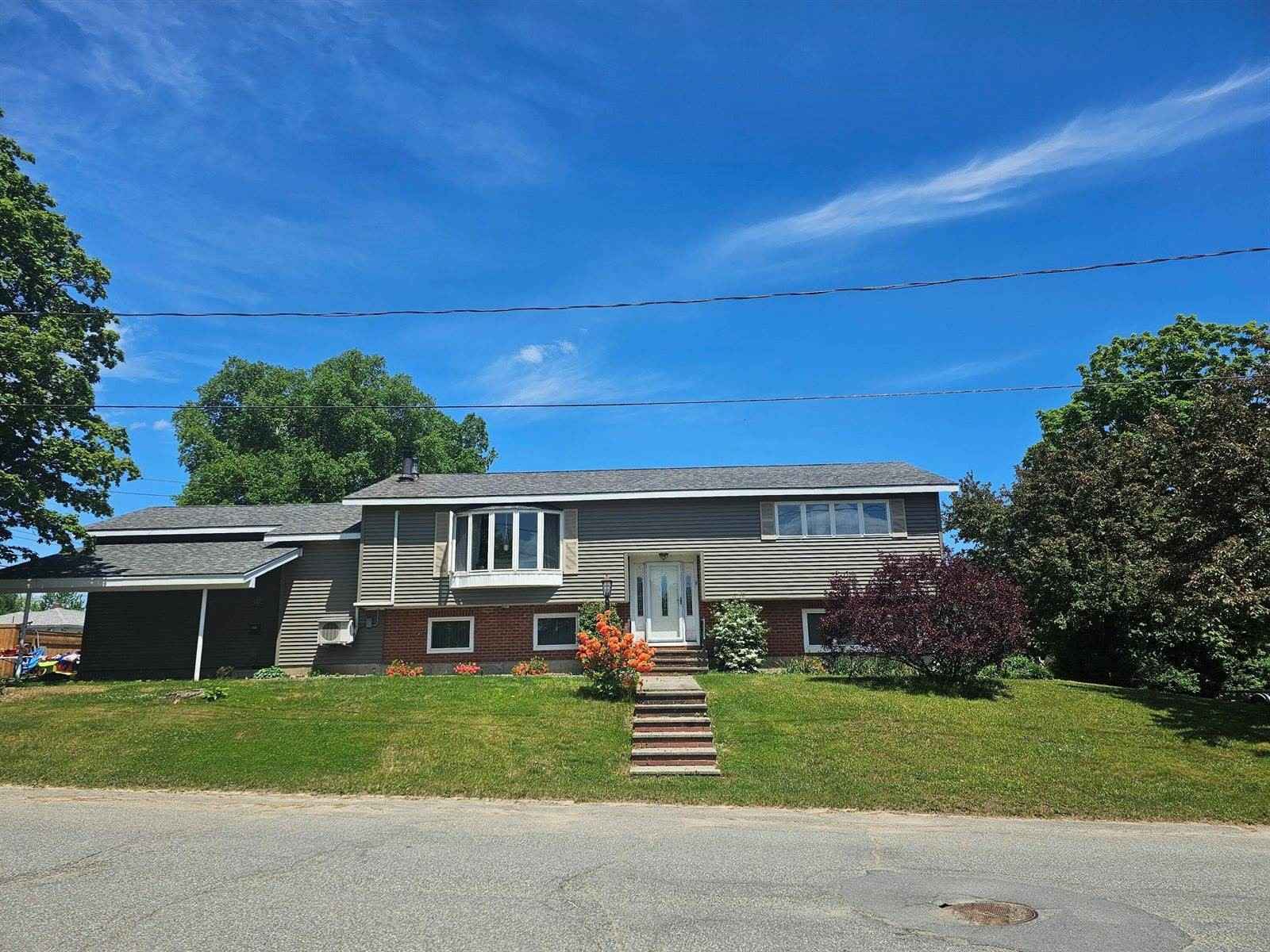 33 Maple St  