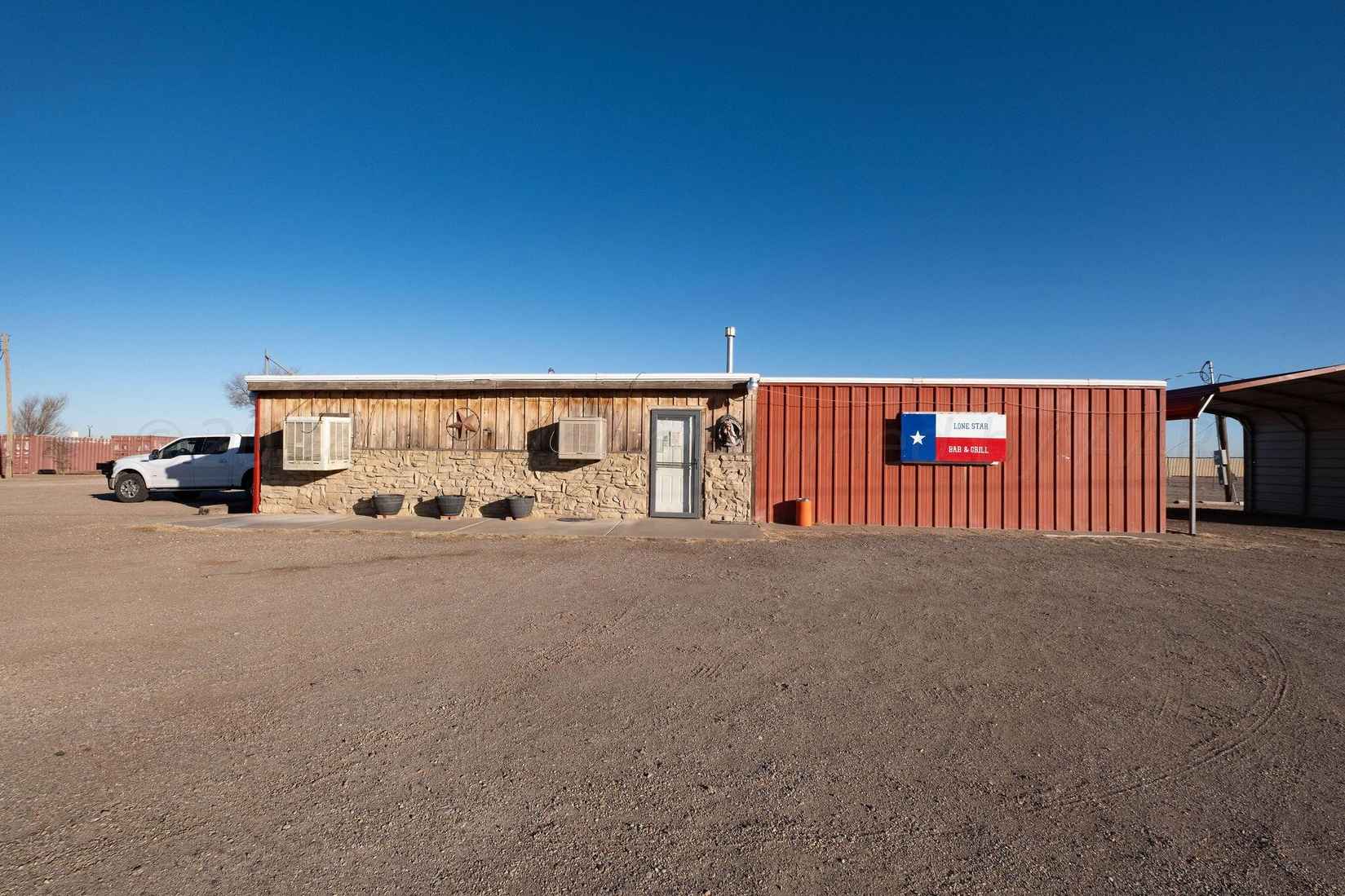 935 E FM 1151 (CLAUDE)  