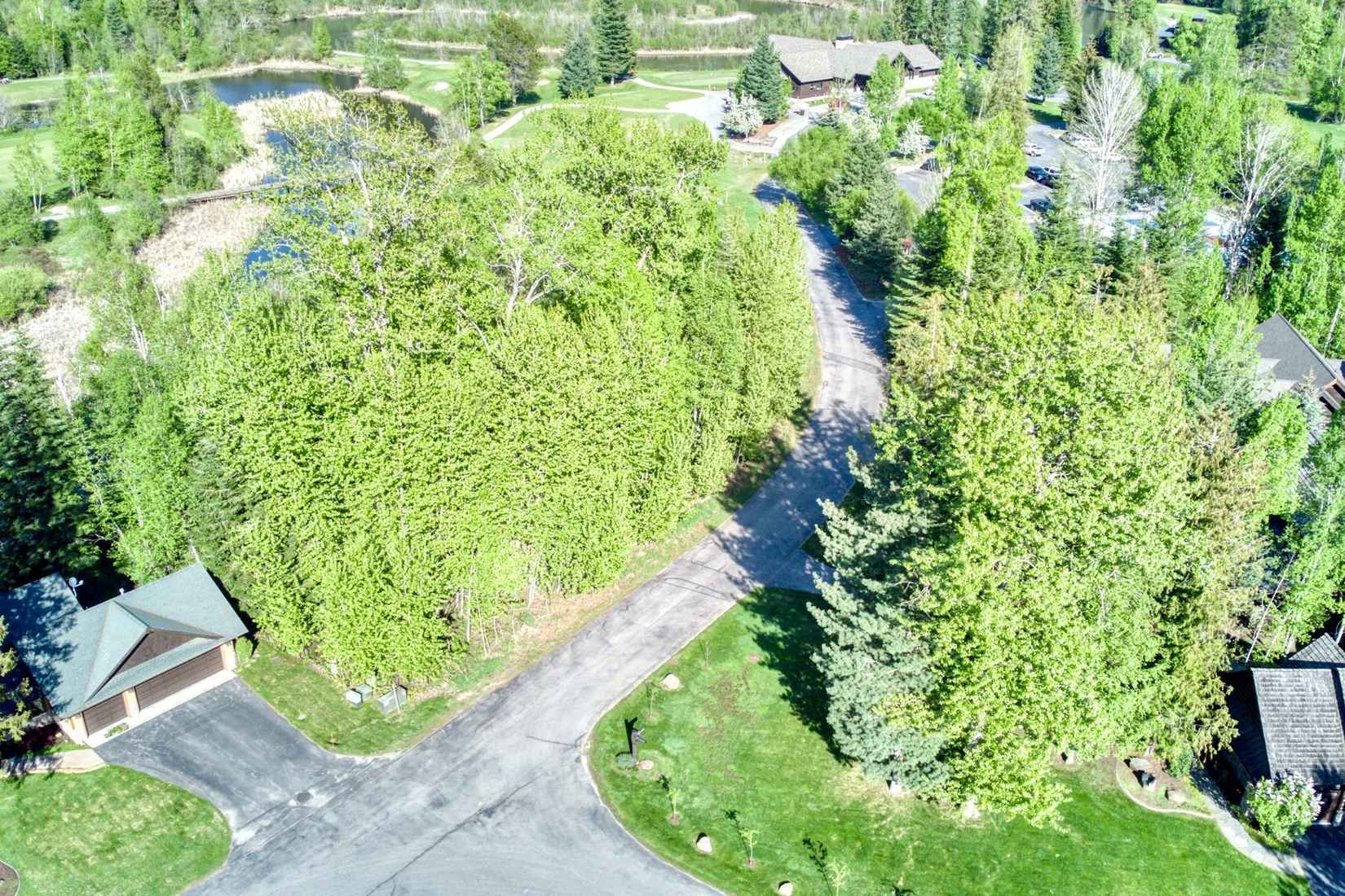 NNA Lot 6 Jim Brown Way  
