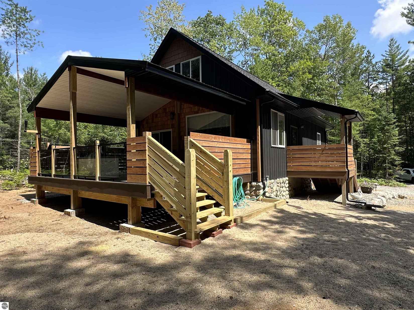 2599 Birchcrest Dr  