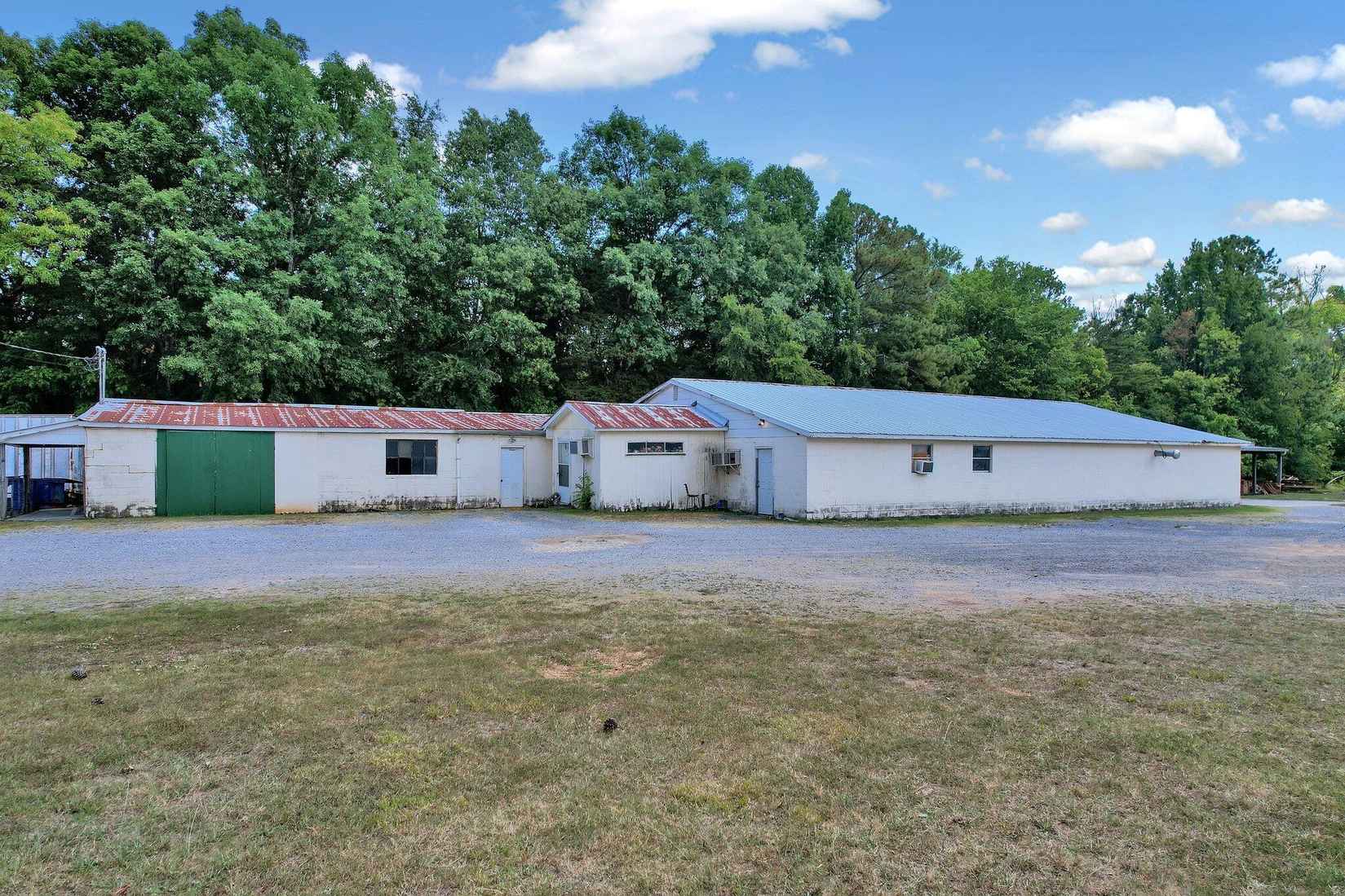 415 Harris Creek Trl SW  