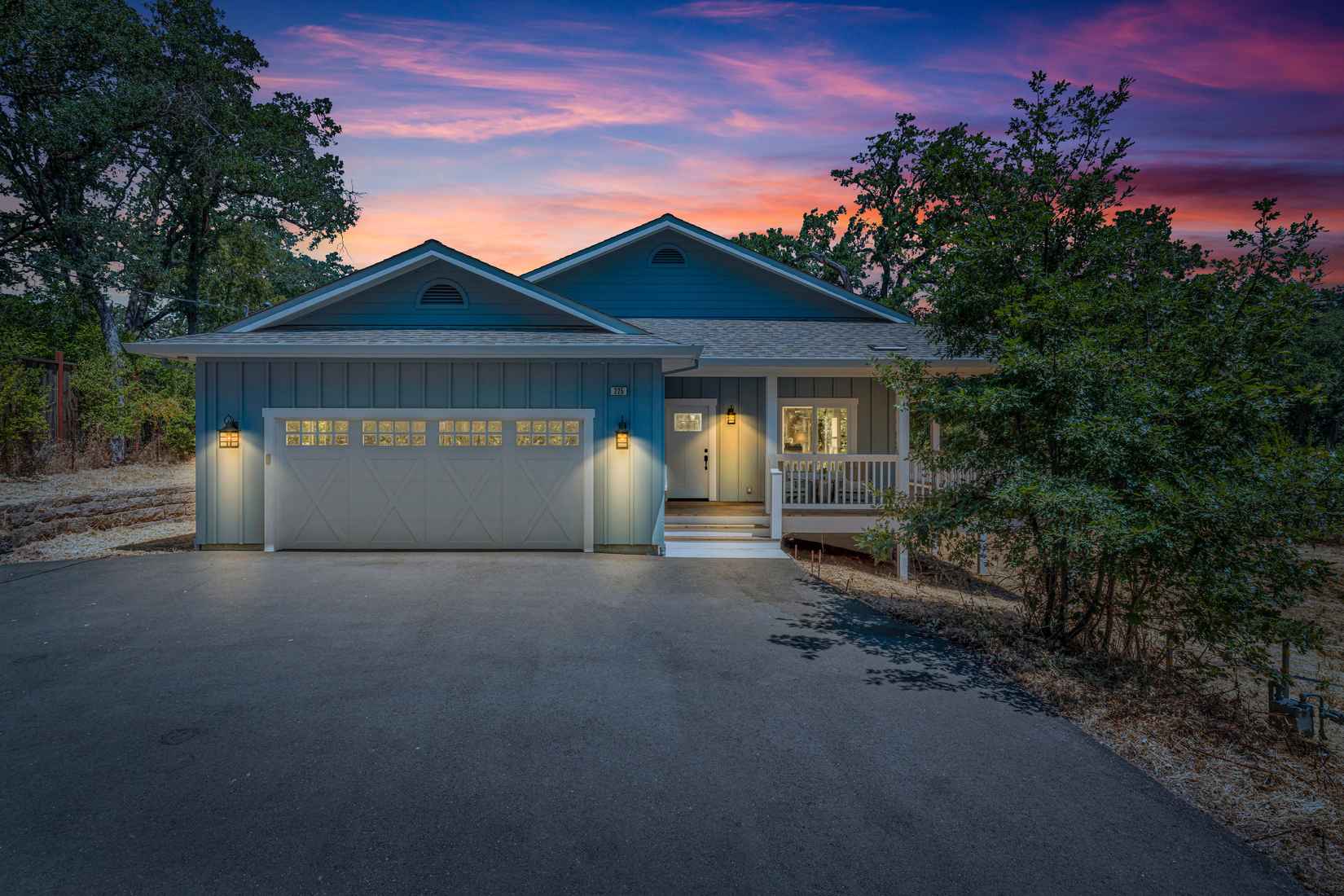 225 W Trinity Rd  