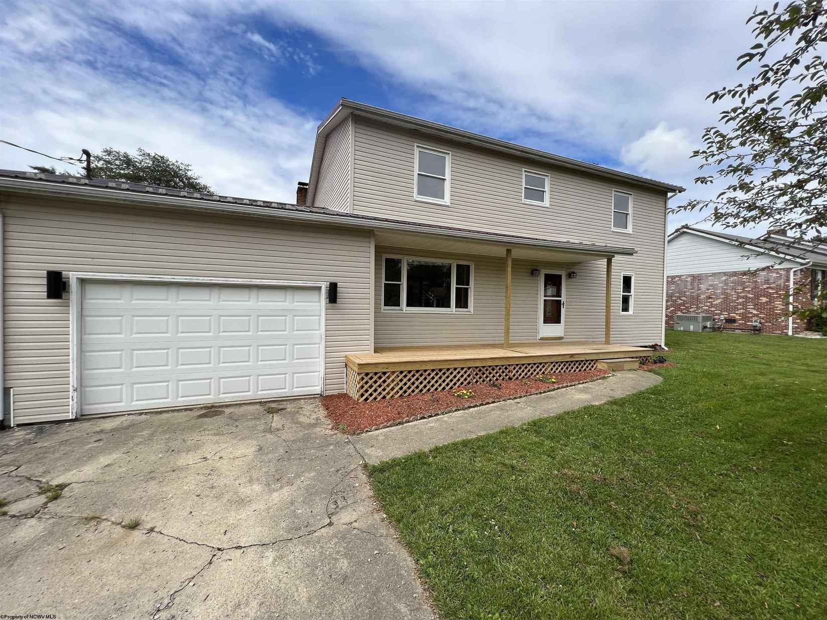 118 Ellis Ave  