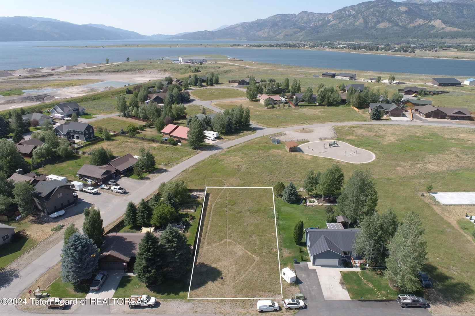 Lot 52 SNAKE Riv Dr  
