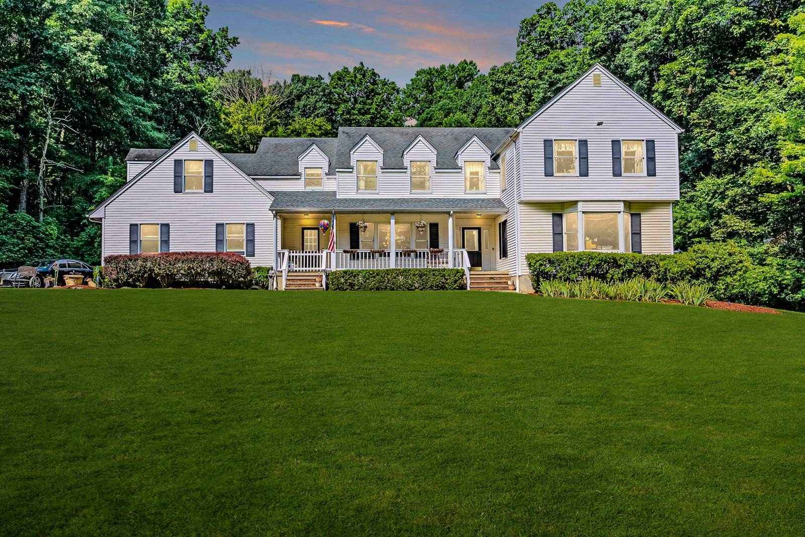 35 N Mount Lebanon Rd  