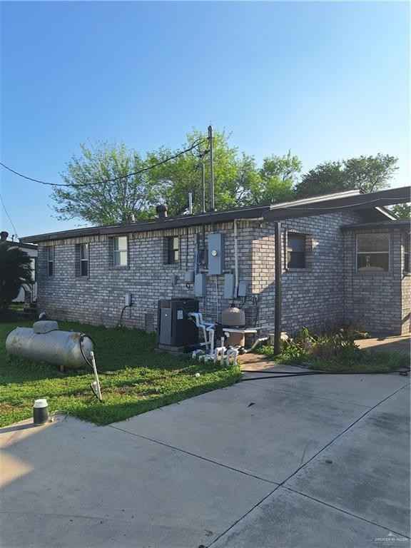 1052 S Sunset Dr  