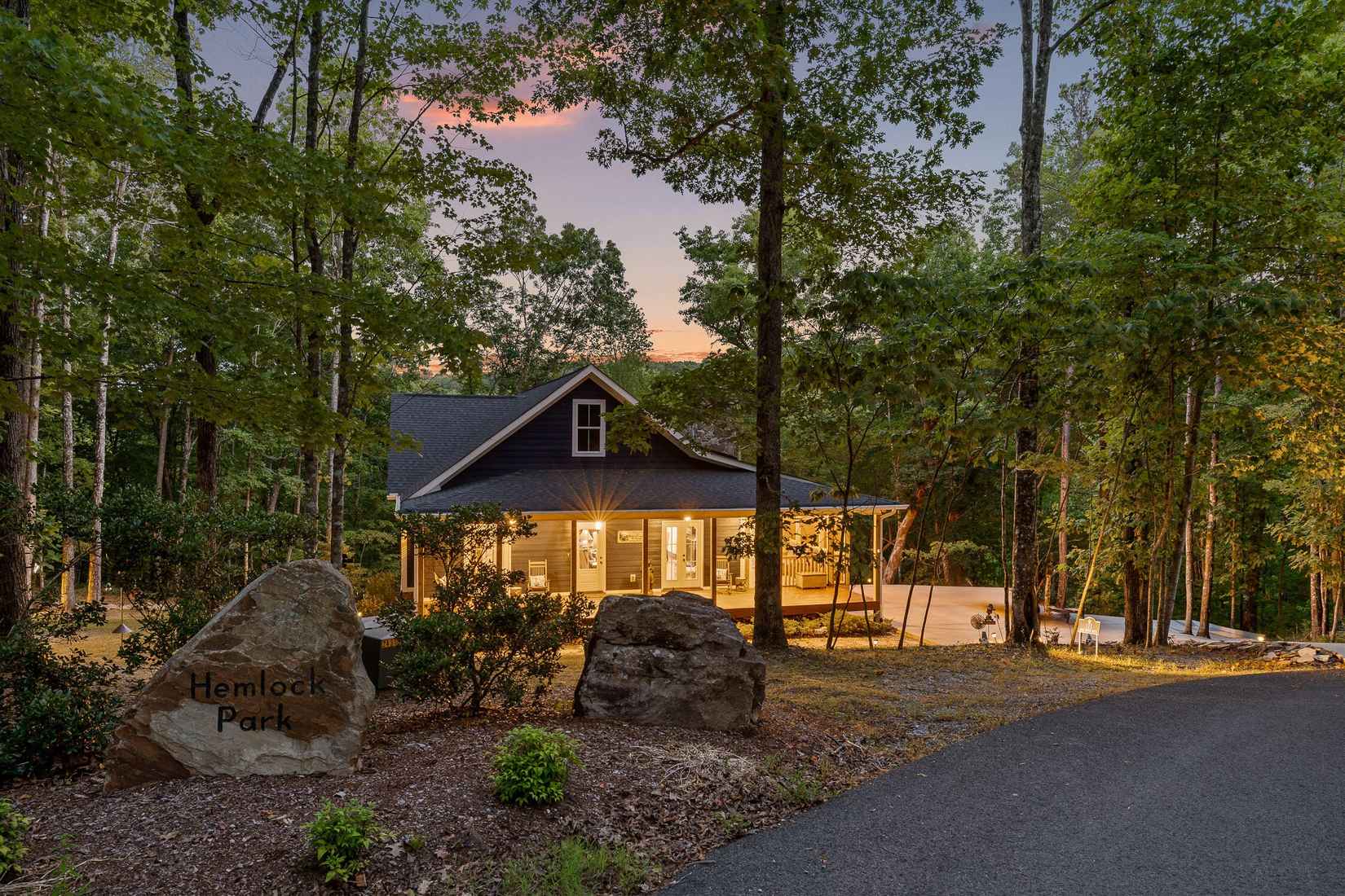 195 Deep Woods Dr  