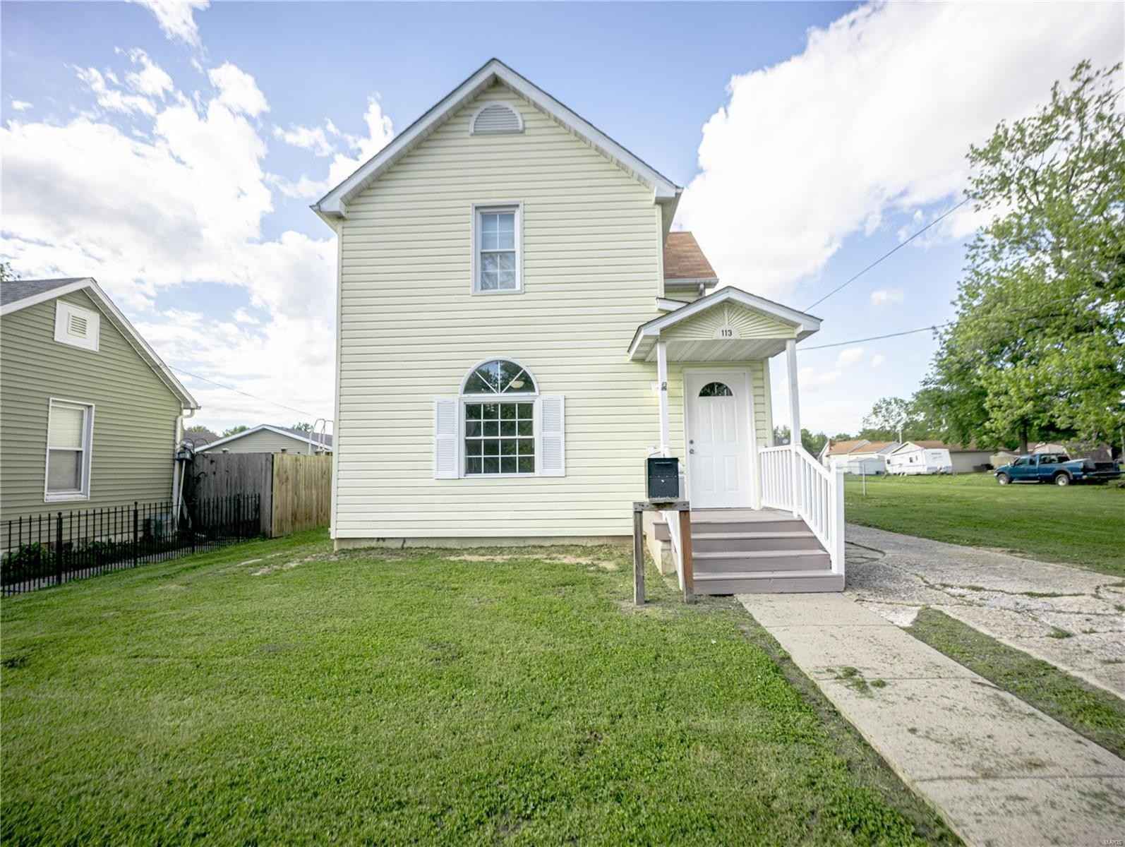 113 Benton St  