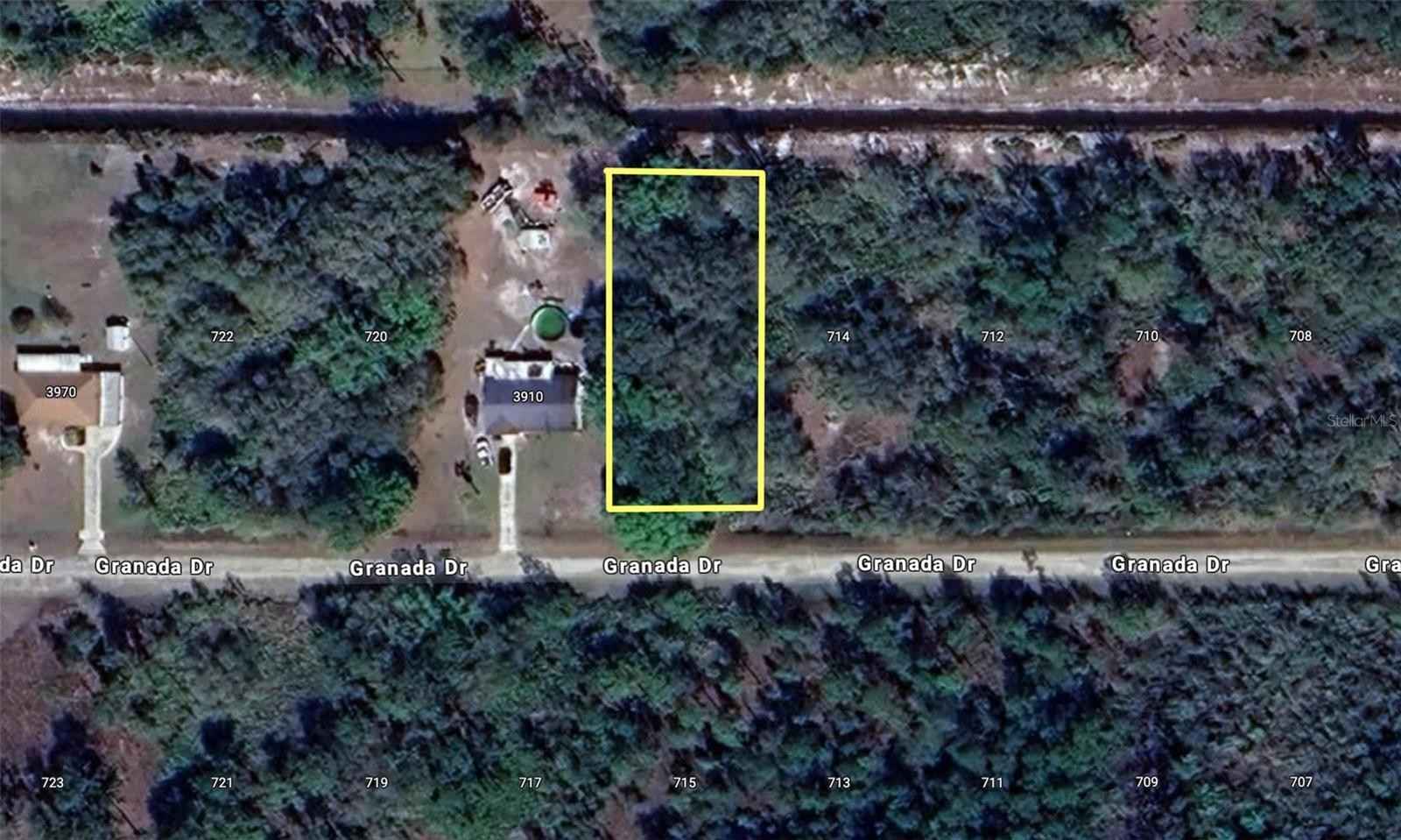 716 GRANADA Dr  