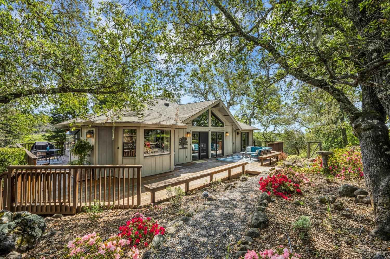 1609 El Arroyo Dr  
