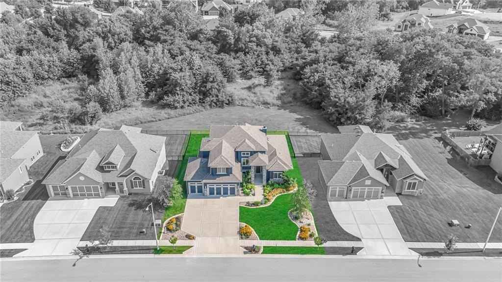 2909 NE 92nd St  