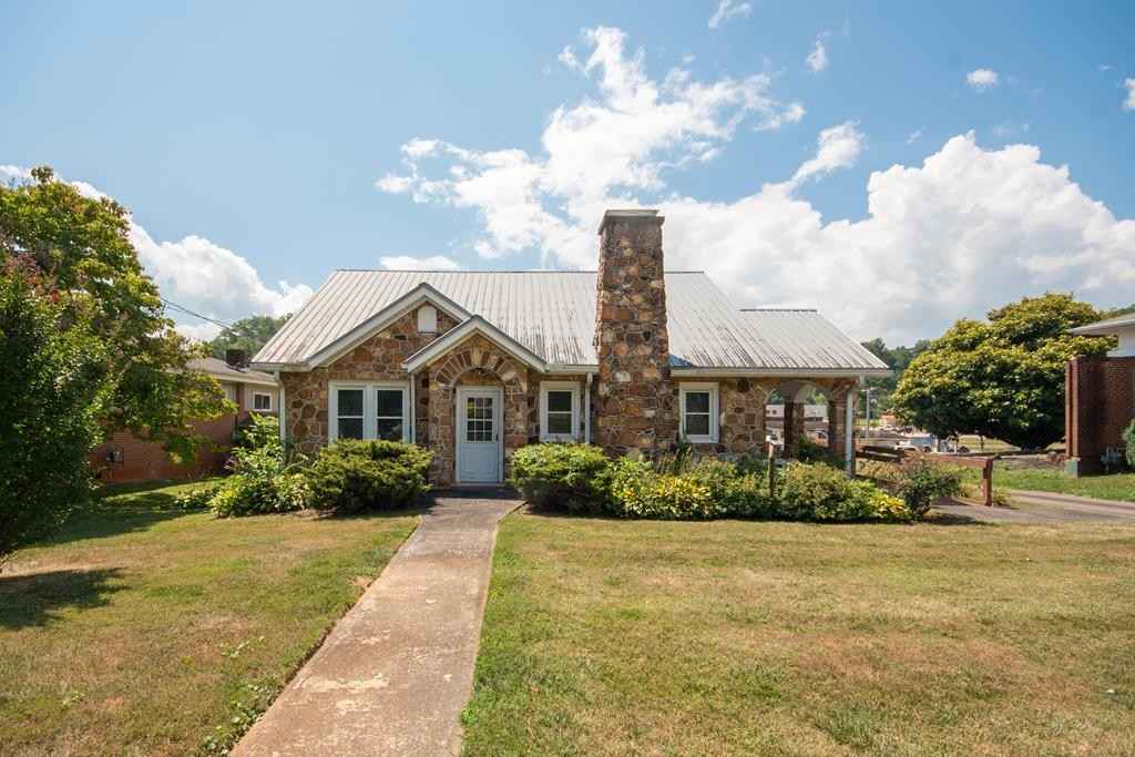 330 West Main St  