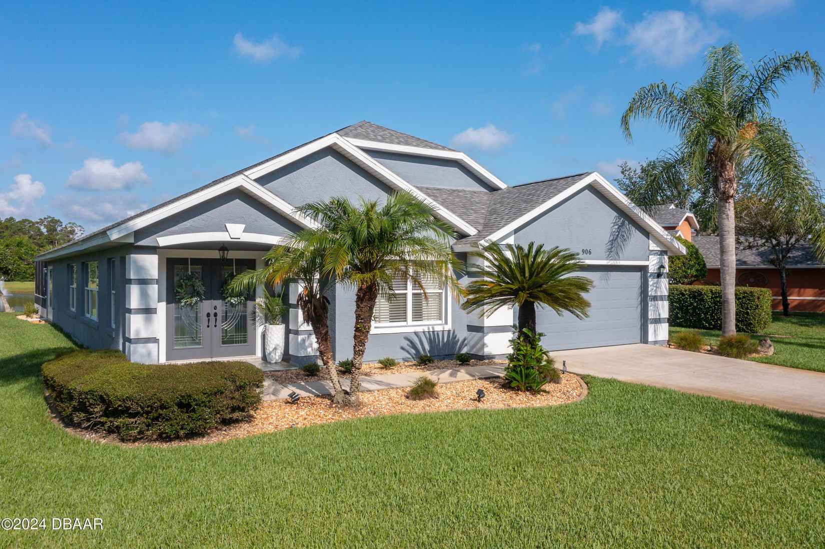 906 Woodstream Ln  