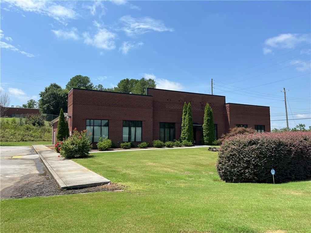 65 Walnut Grv Rd  