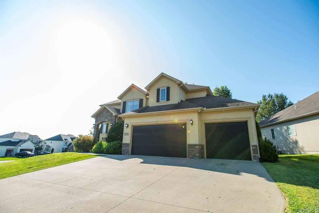 1241 Vivian Dr  