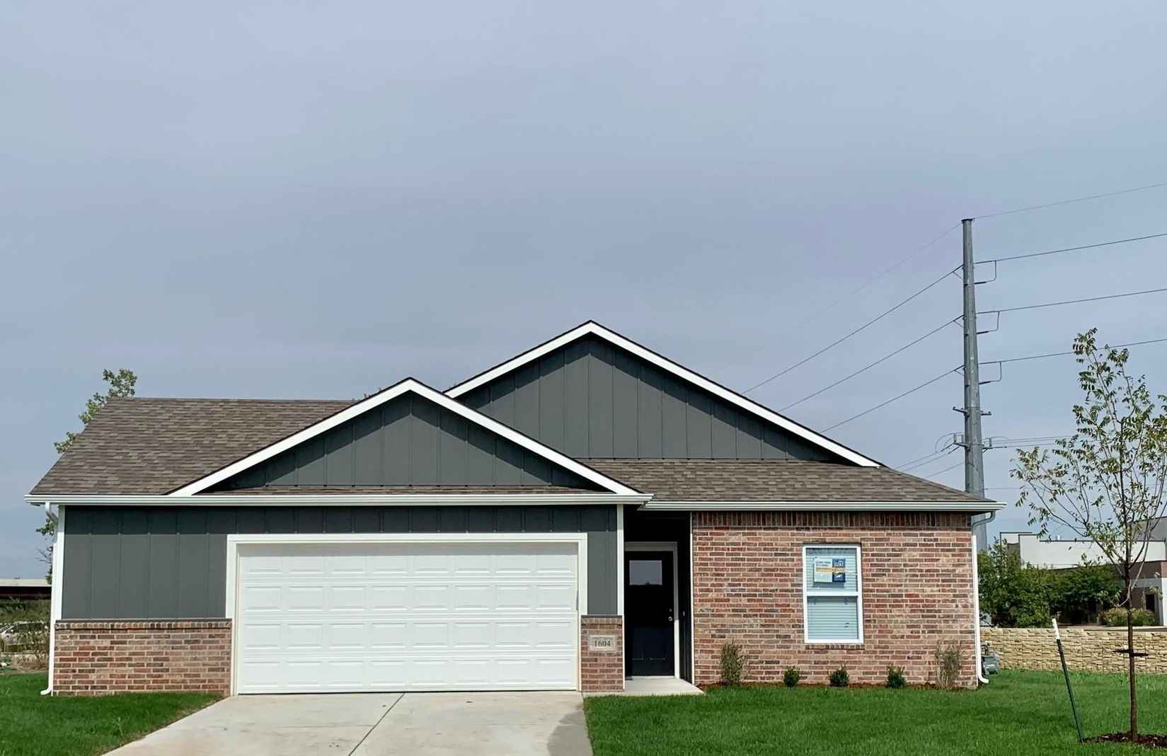1604 Casey  