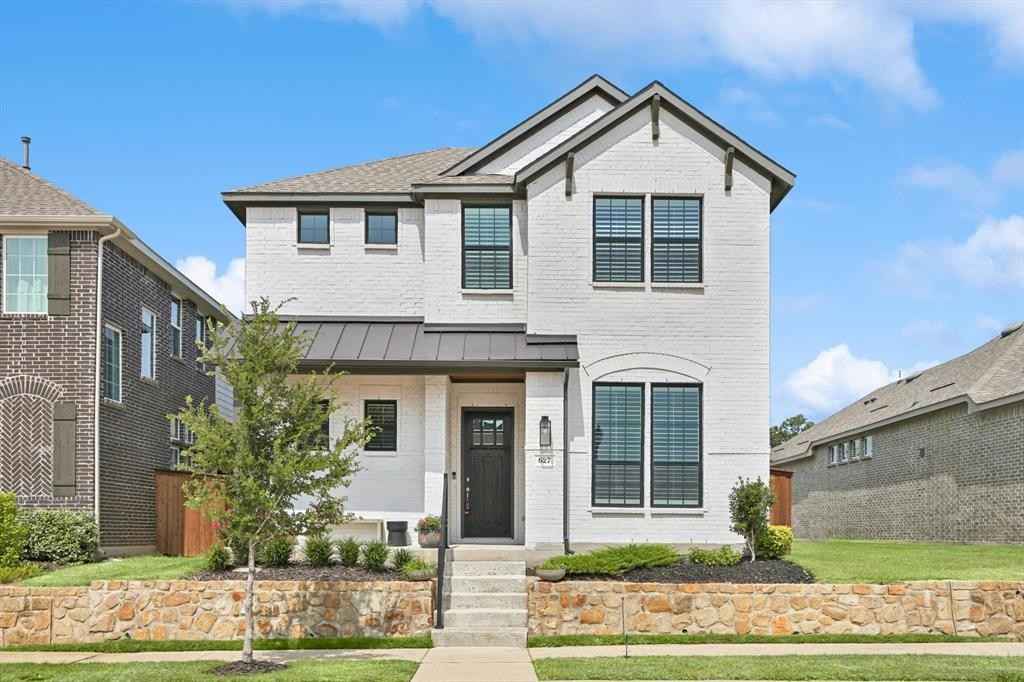 627 Artesian Dr  