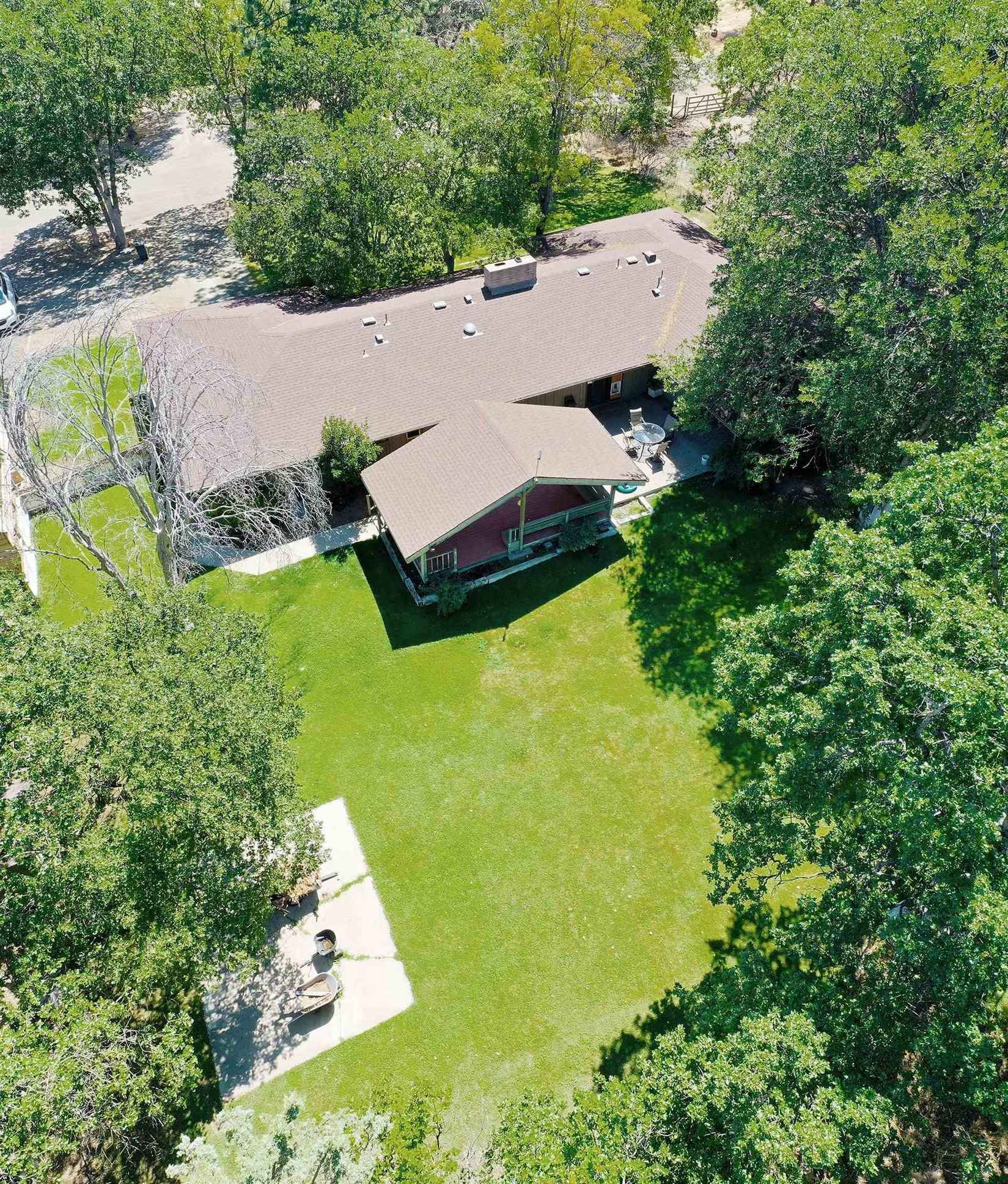 4339 Pineview  