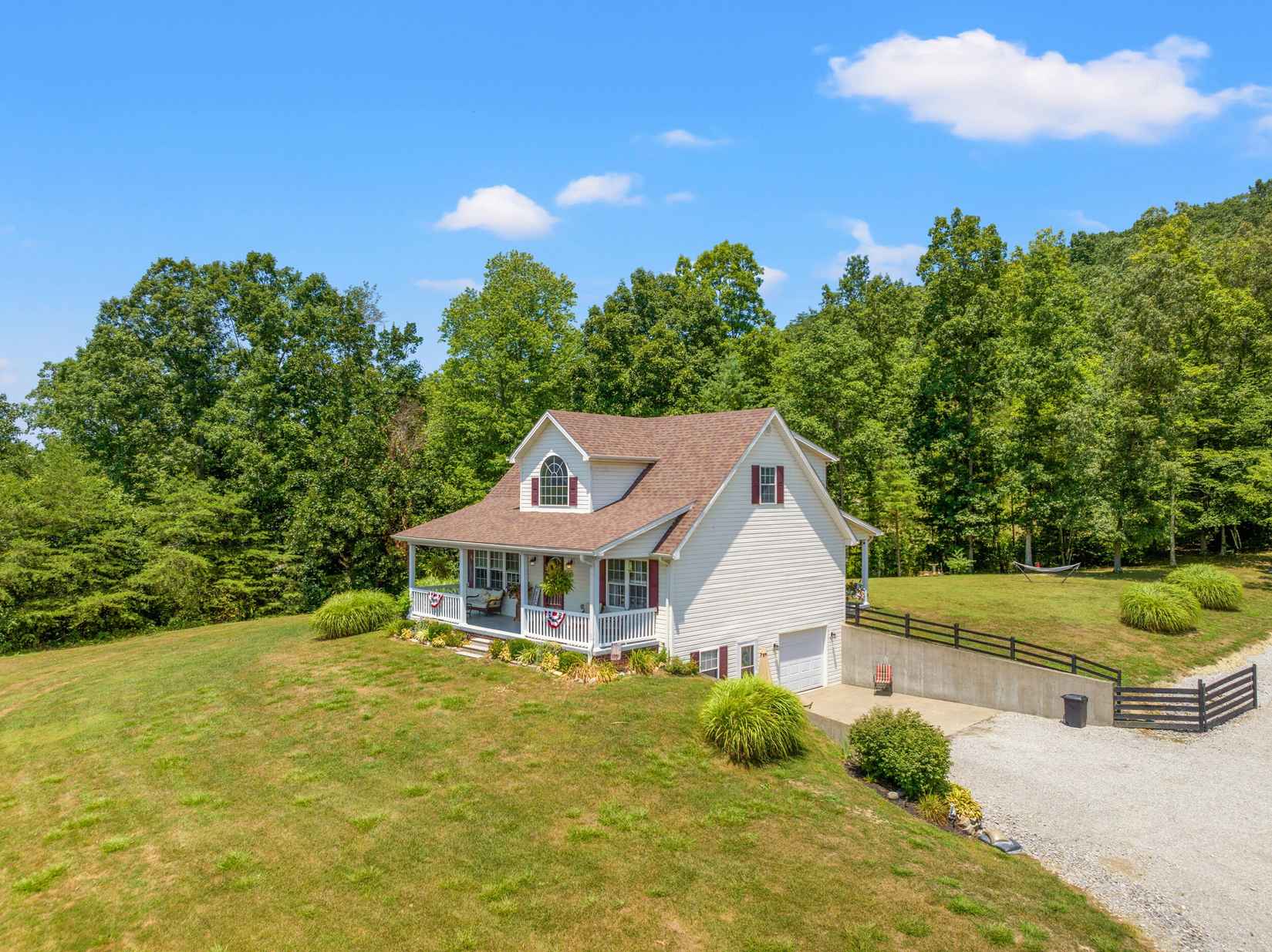 983 Short Town Rd  