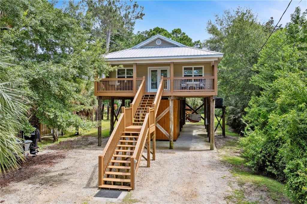 1113 Cadillac Ave  
