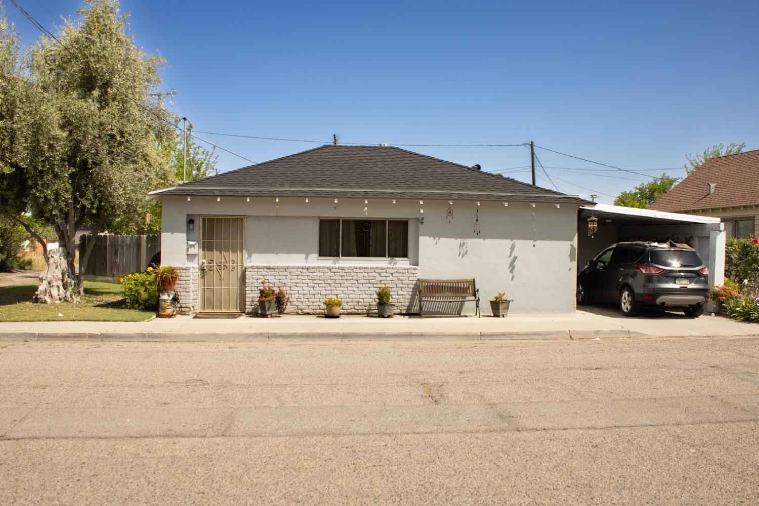 1718 Oliver St  