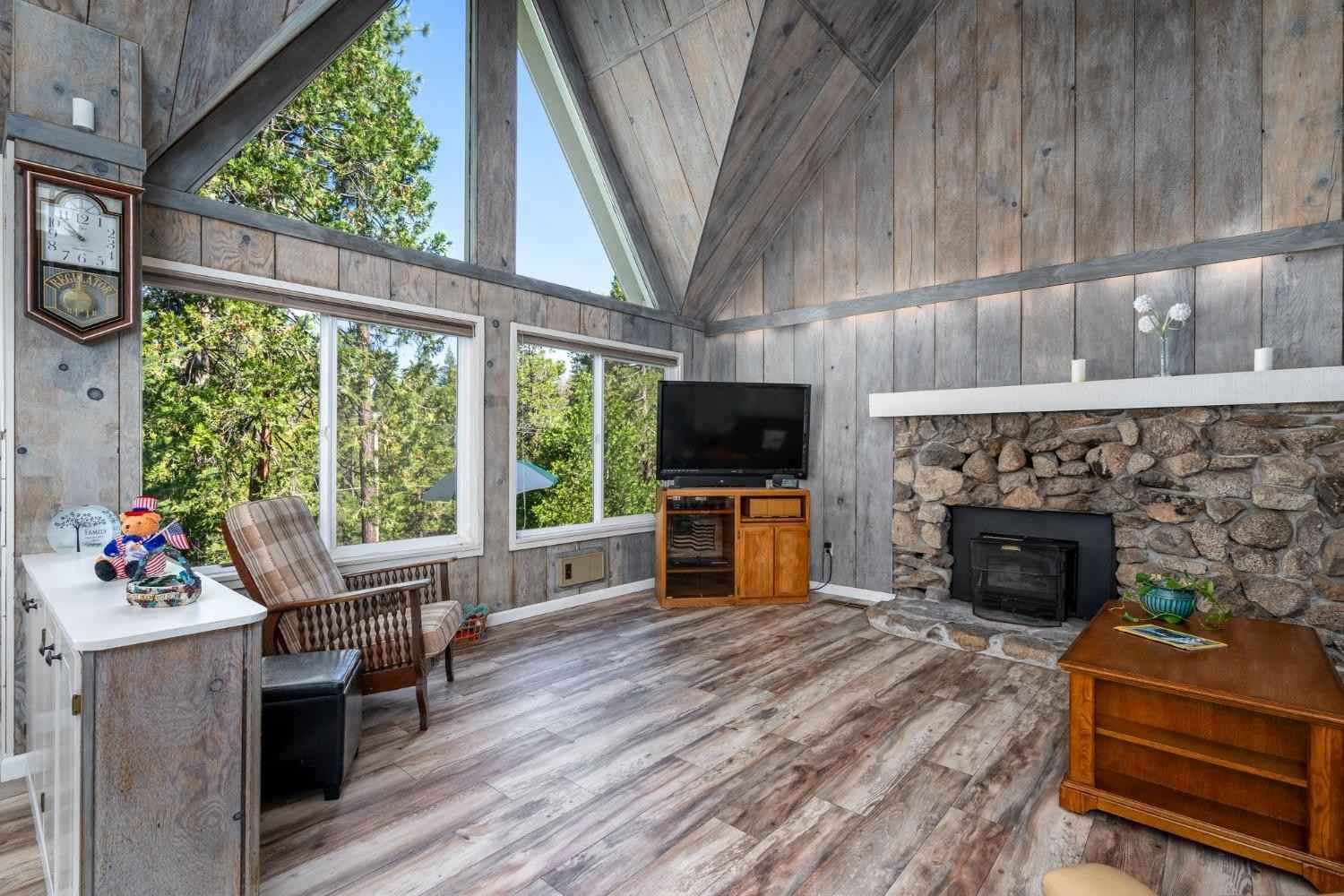 2928 Flume Ct  