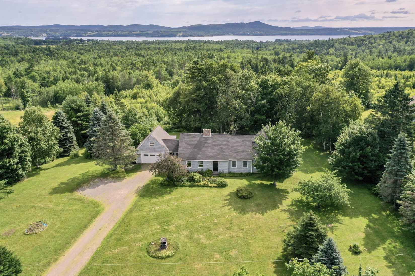 270 Shattuck Rd  