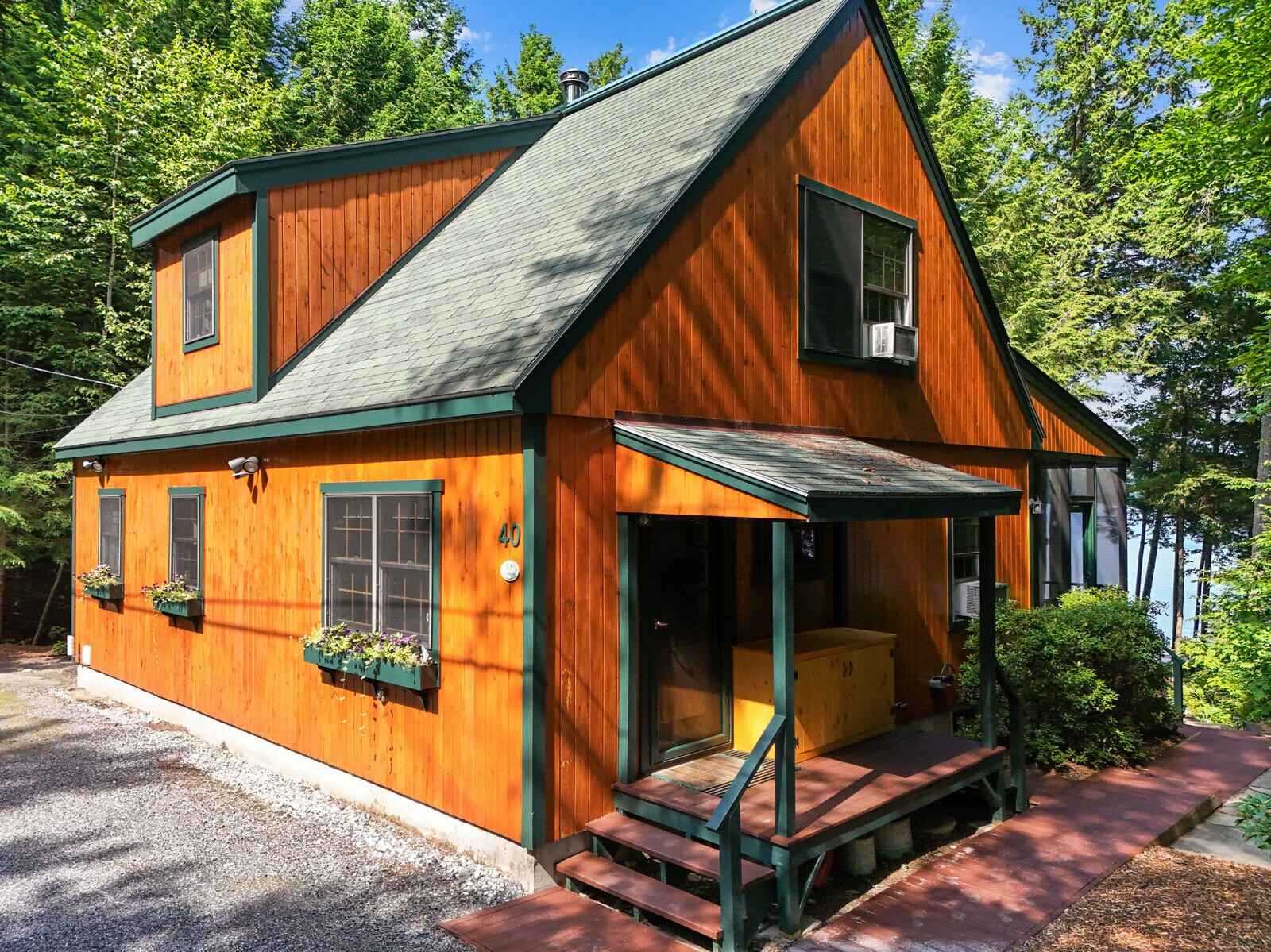 40 South Mtn Dr  