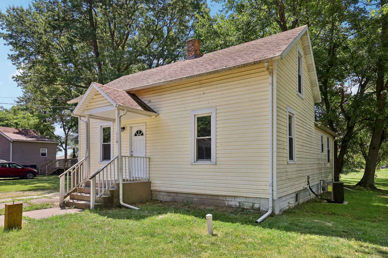110 Colfax St  
