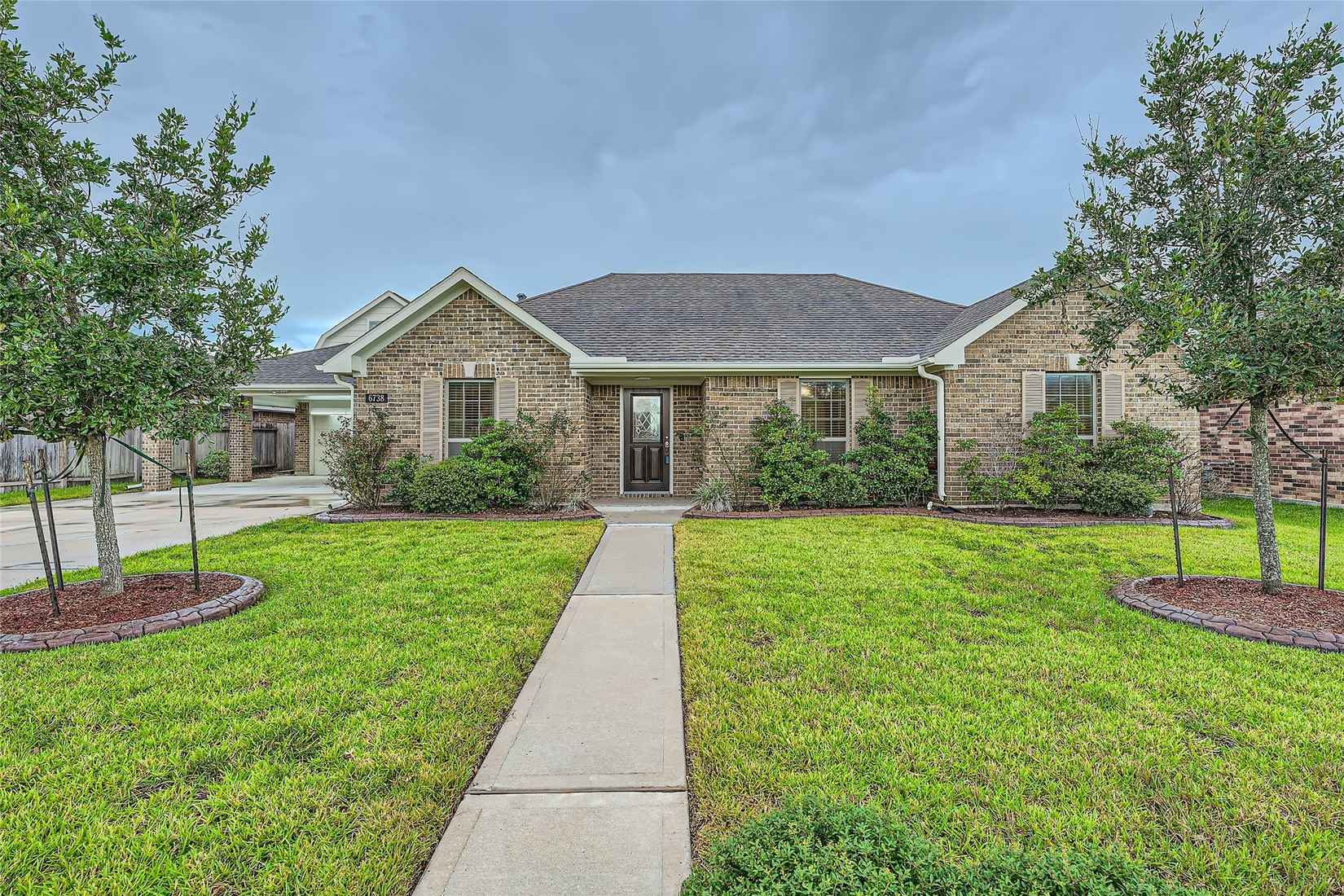 6738 Conroe Cir  