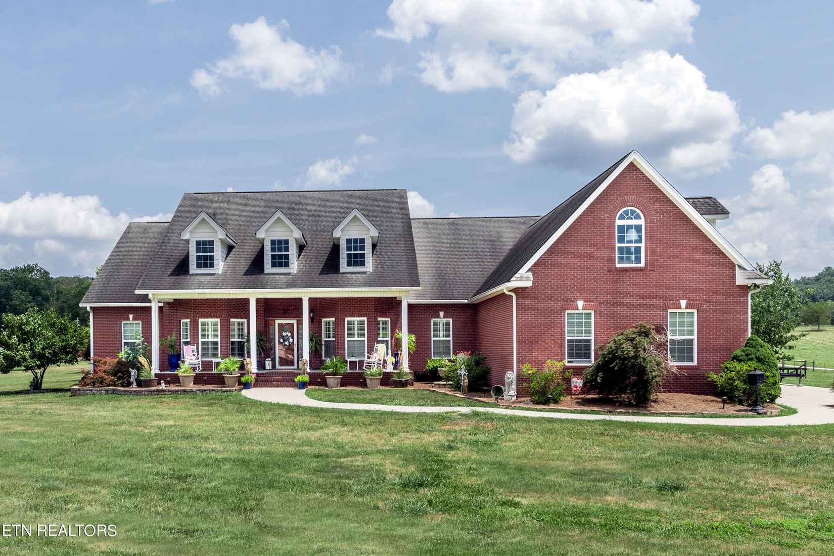 2340 Lawnville Rd  