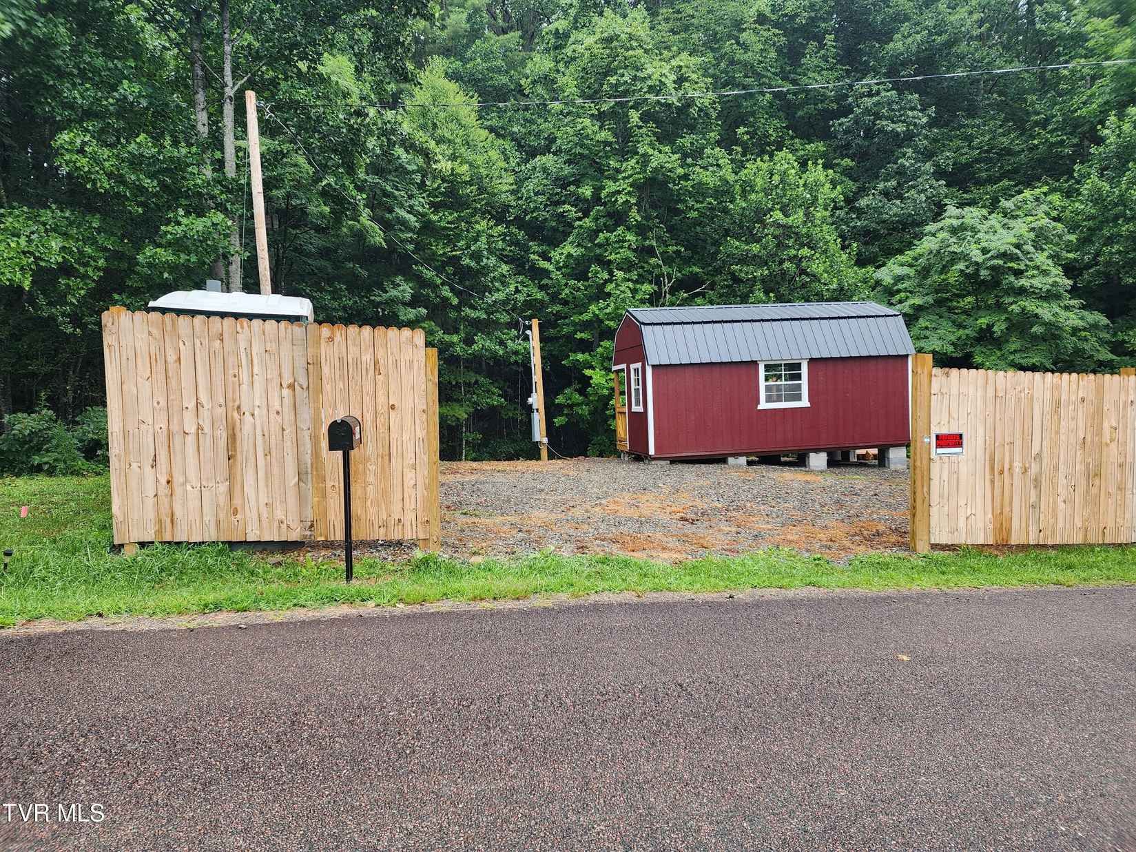 1544 SHINGLETOWN RD  