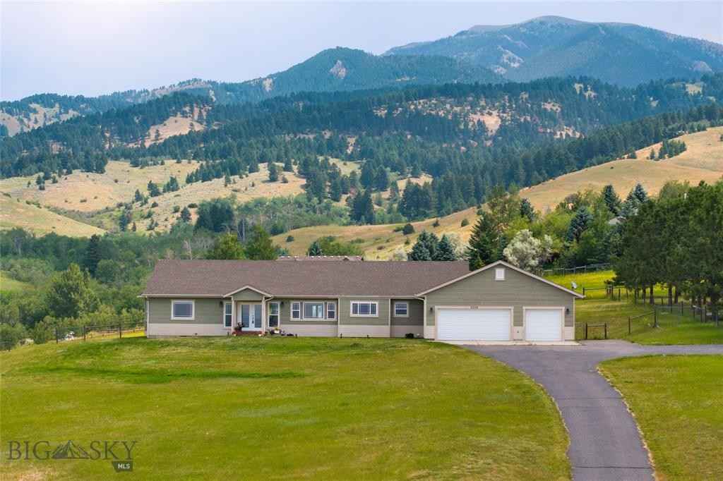 2326 Whitetail Rd  