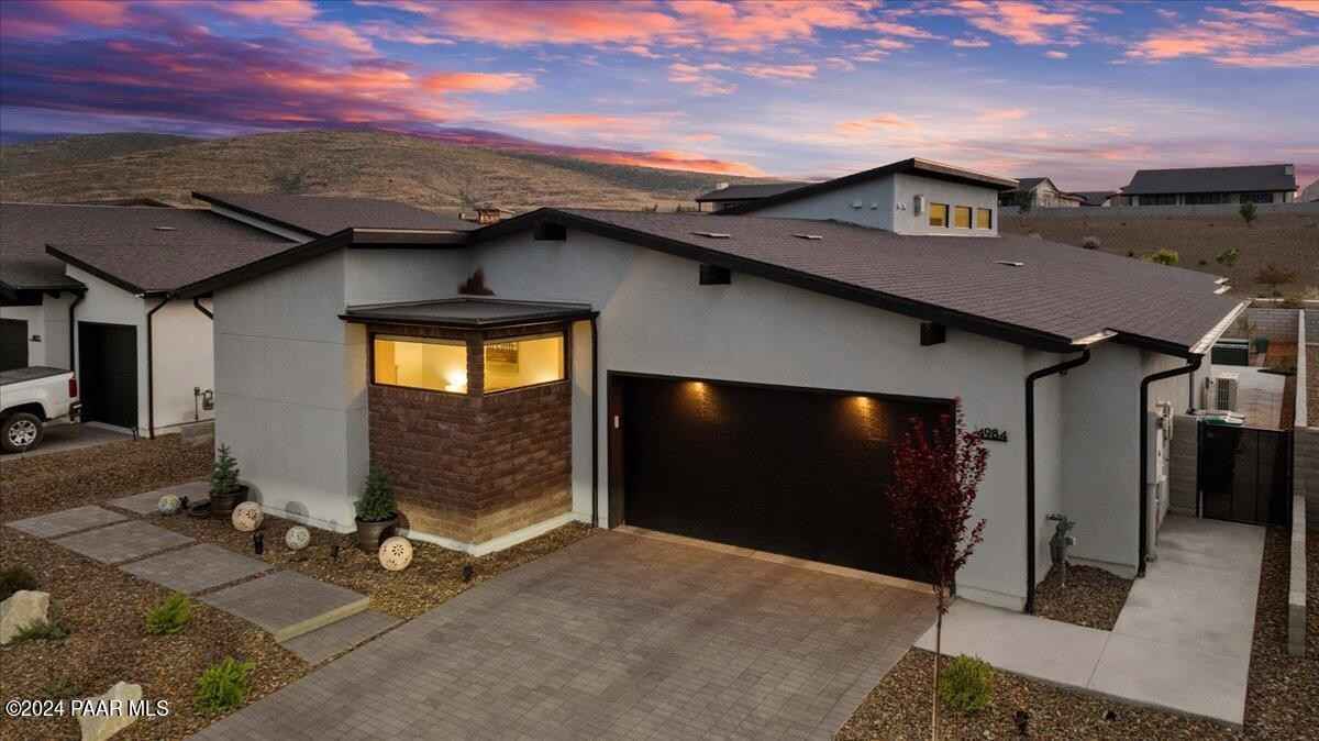 4984 N Yorkshire Loop  